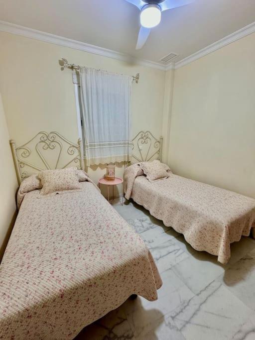 Apartamento En Pleno Centro Con Aparcamiento Opcional Cordoba Ngoại thất bức ảnh